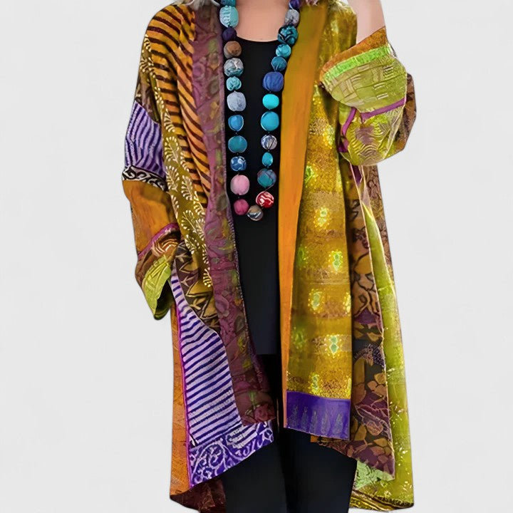 Versatile women's draped cardigan for everyday wear. Comfortable long sleeve outerwear, ideal for chic layering fashion.