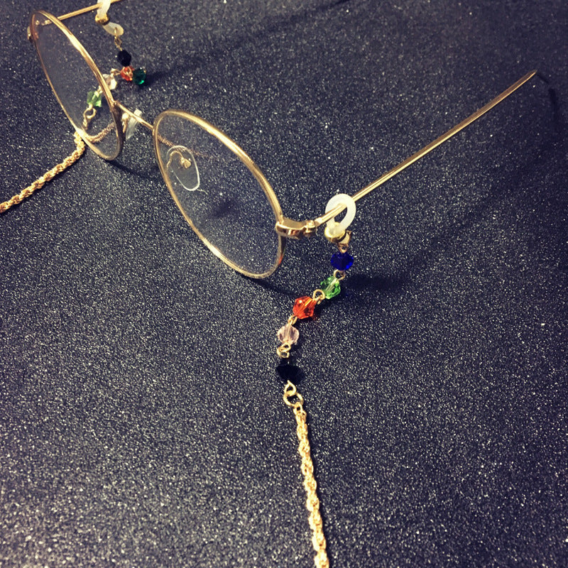 Elegant women's filigree crystal necklace, available in sparkling silver or radiant gold.