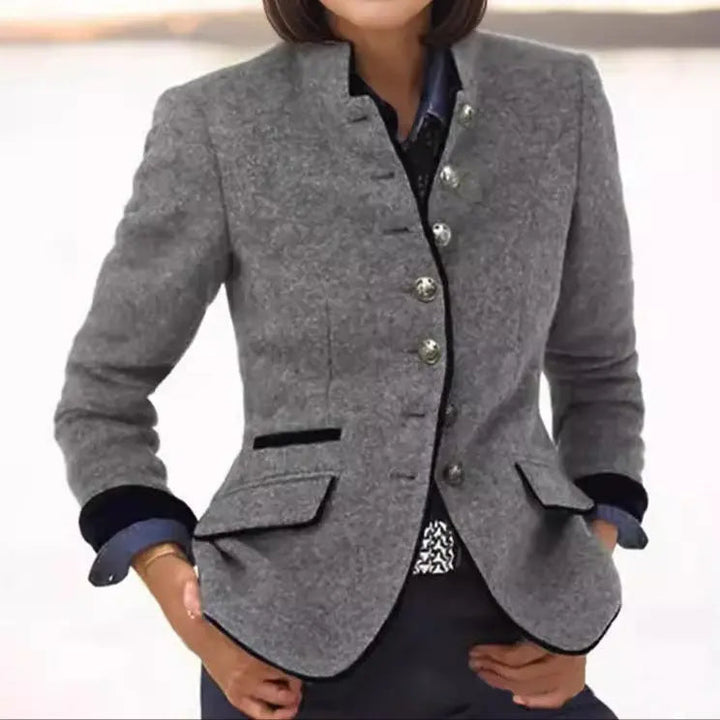 Women's formal fitted blazer with contrast trim & flap pockets. Ideal for workwear and smart casual autumn fashion.