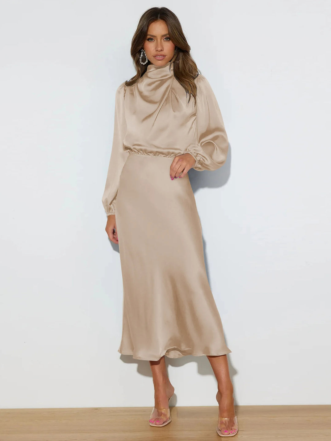 Elegant women's floor-length evening gown, perfect for formal occasions & parties.