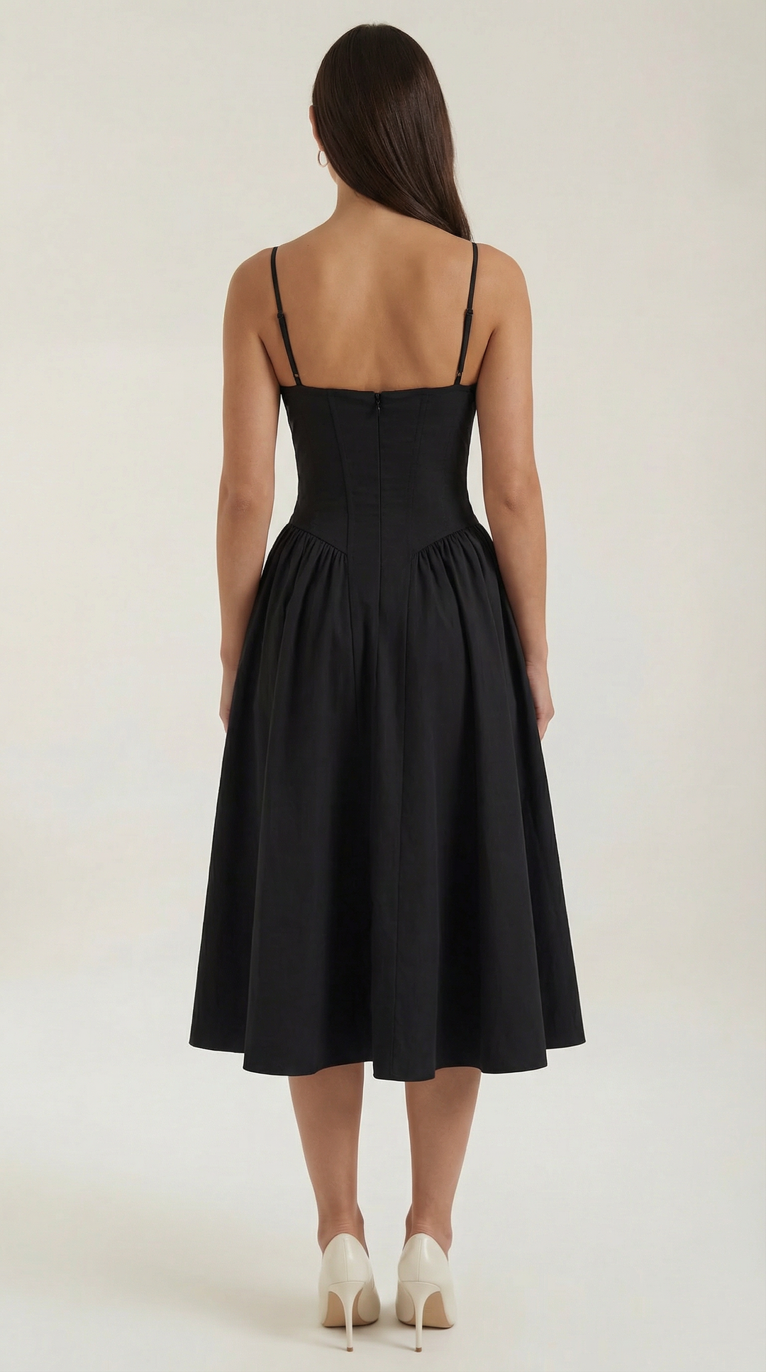 Women's elegant summer dress: floral corset midi style with a beautiful sweetheart neck.