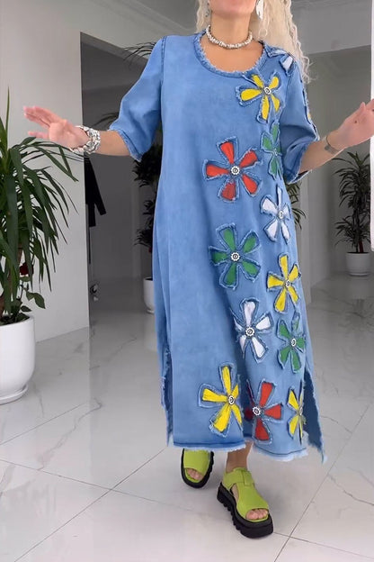 Beautiful long floral maxi dress for women. Elegant design for spring, summer, casual, or special occasions.