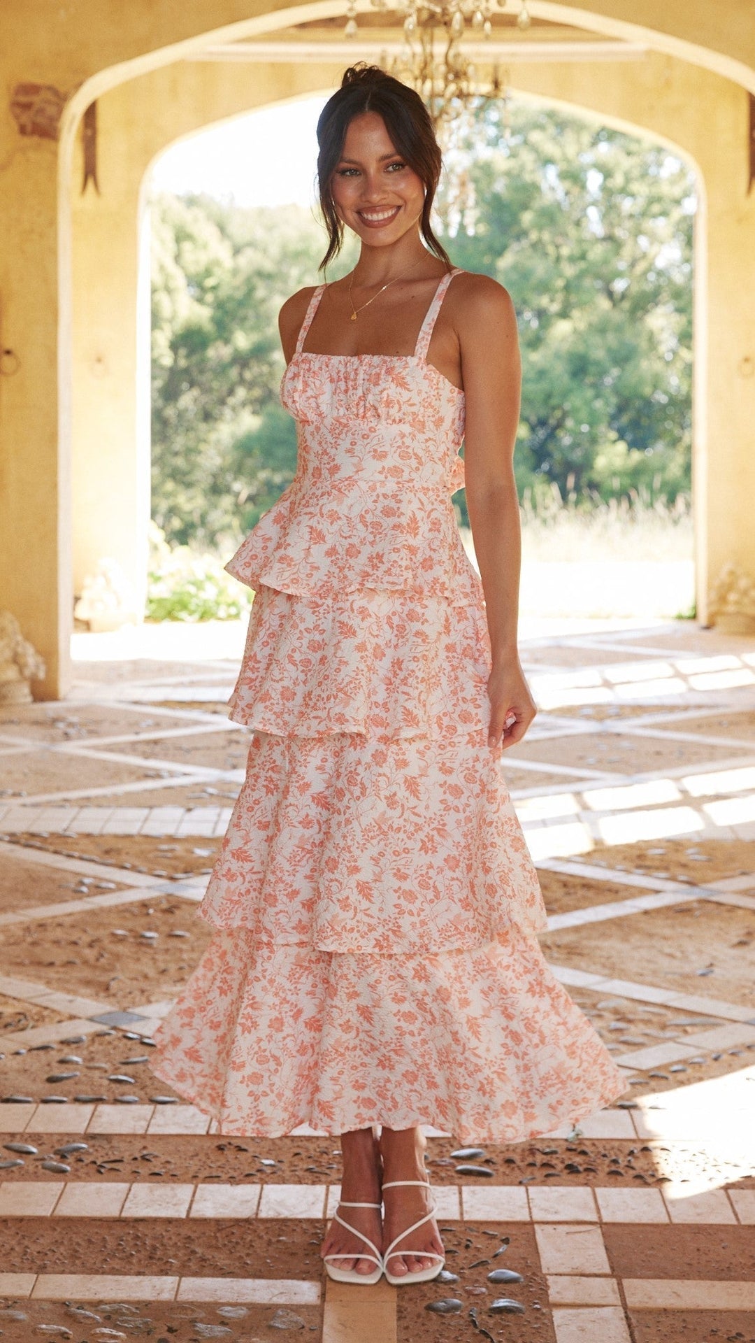 Sleeveless floral maxi dress for women, elegant & flowy, ideal for romantic summer occasions.
