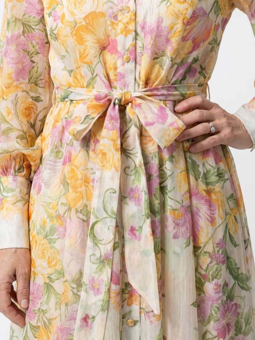 Stylish women's long sleeve floral maxi dress, ideal for elegant spring events and summer parties.