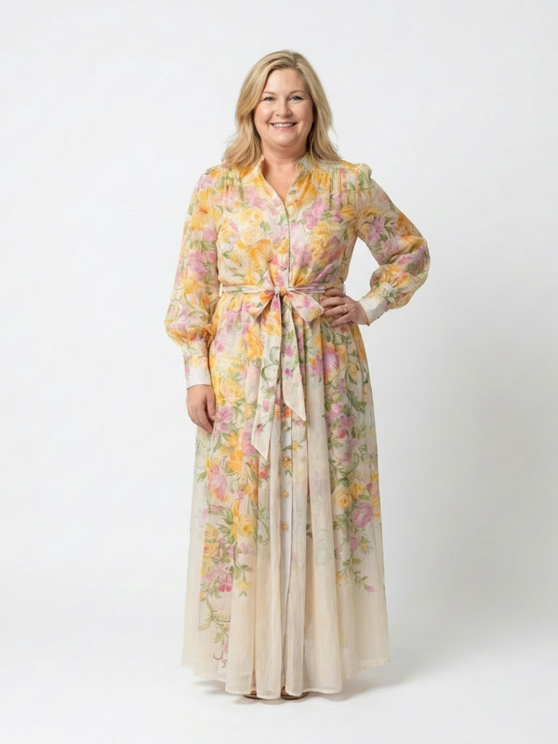 Ladies' elegant long sleeve floral maxi dress. Beautiful patterned design, a chic addition to any wardrobe.