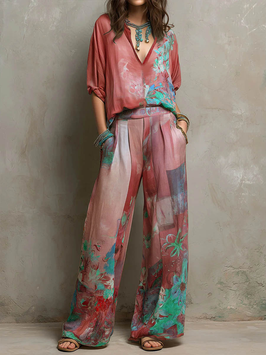 Comfortable women's floral two-piece set with wide-leg pants, a versatile outfit for spring/summer fashion.