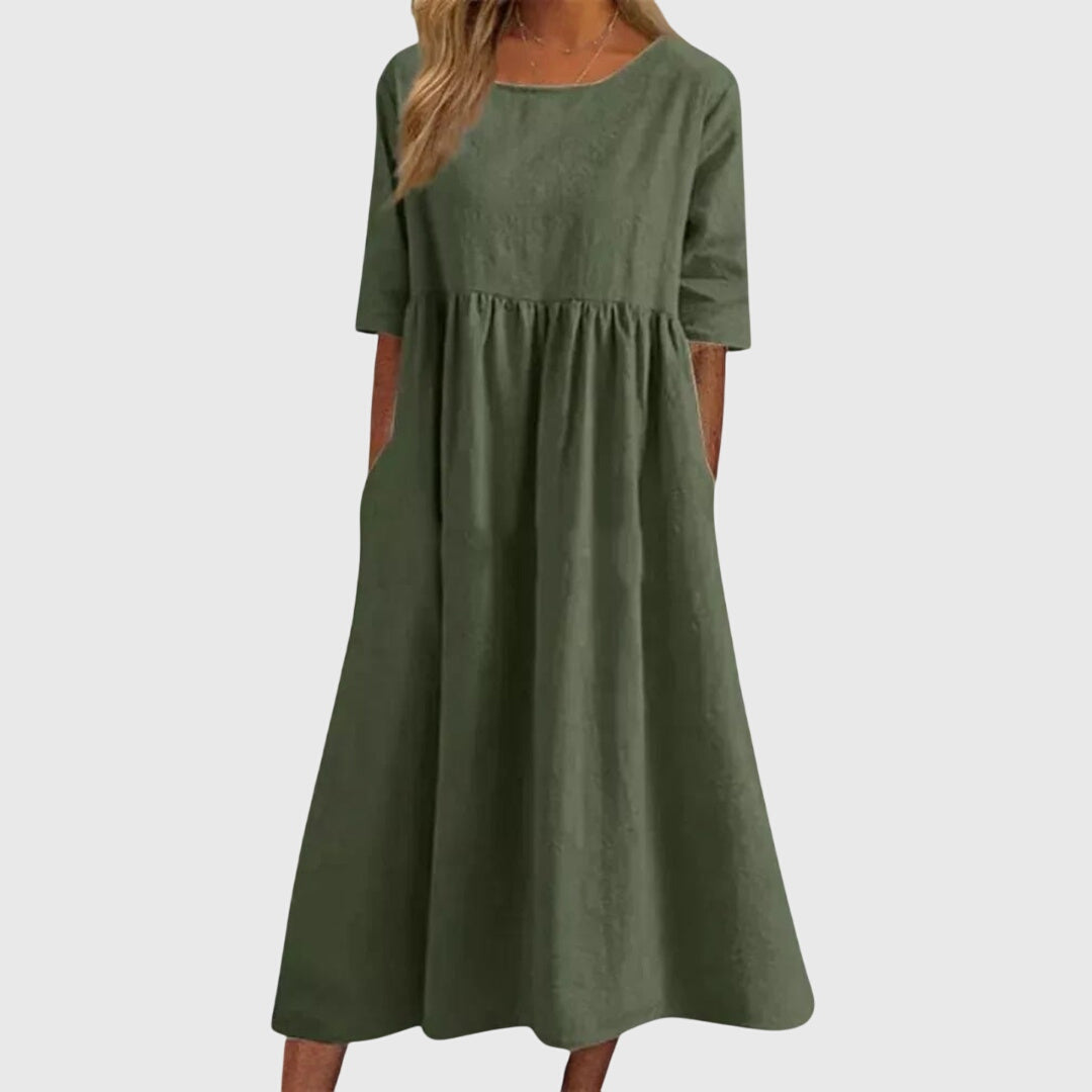 Stylish Women's Haisley Short-Sleeve Dress. An elegant midi dress, perfect as a versatile office or party dress.
