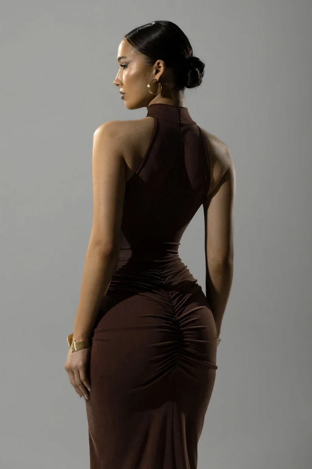 Beautiful women's elegant evening gown, halter neck & ruched bodycon design with a stylish slit, party ready.
