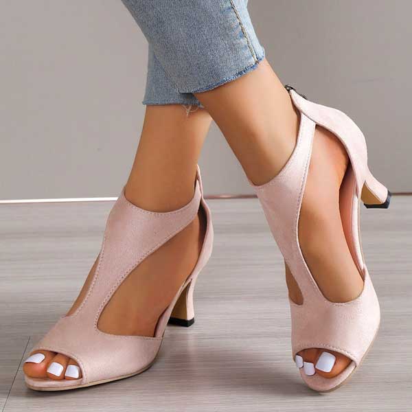 Elegant women's heeled sandals with open toe design for stylish fashion and dressy occasions.