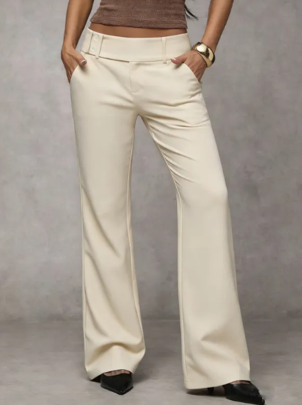 Classic grey women's high waist wide leg tailored trousers. Professional office wear, elegant & comfortable fashion.