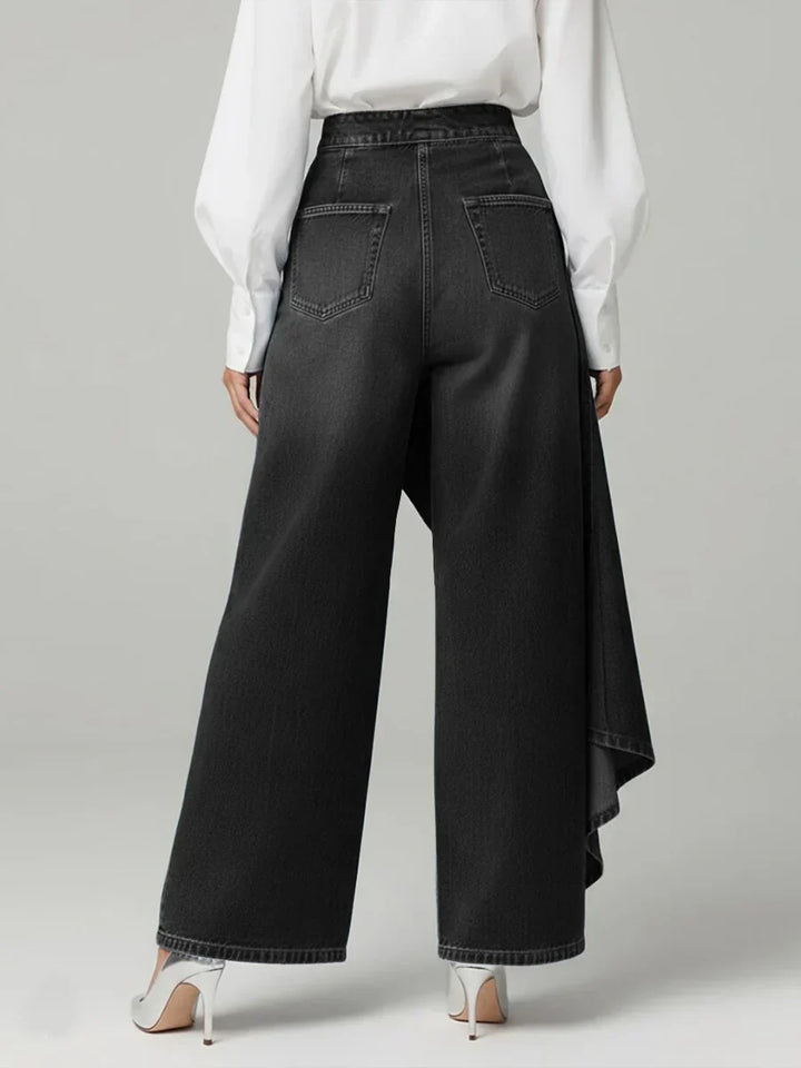 Versatile women's elegant high-waisted wide-leg trousers, perfect for a fashionable and relaxed modern style.
