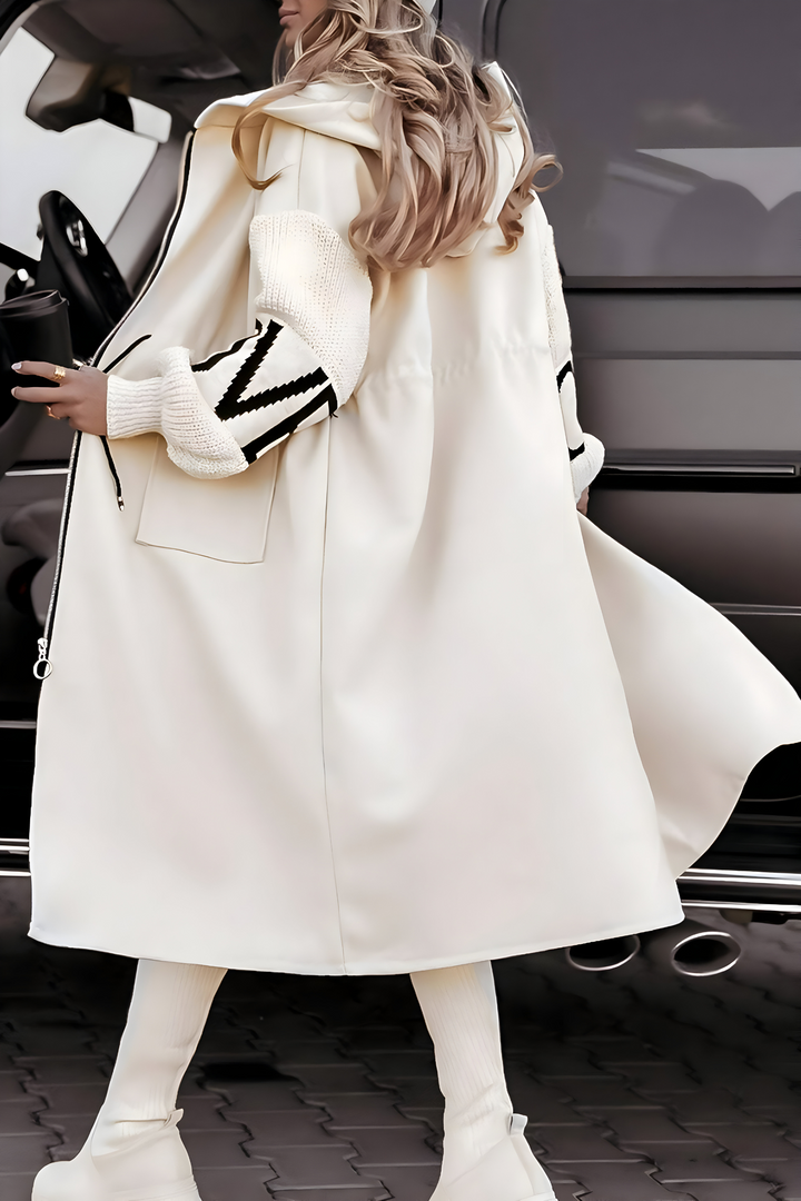 Comfortable long-sleeve women's hooded coatigan, an elegant and chic outerwear staple for any occasion.