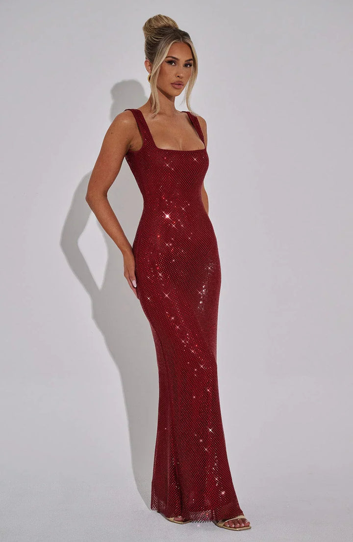 Sophisticated women's hourglass evening dress. Elegant maxi gown, ideal for formal parties & special occasions.