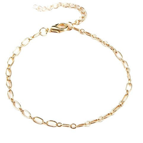 Women's elegant interlocking link bracelet, a versatile and adjustable fashion accessory for any outfit.