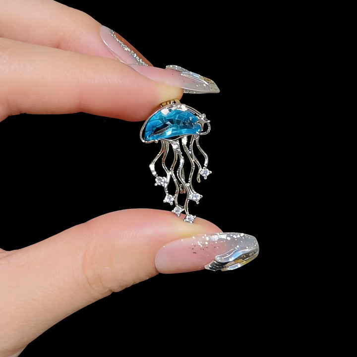 Unique jellyfish design brooch for women, adorned with sparkling crystals for an elegant look.