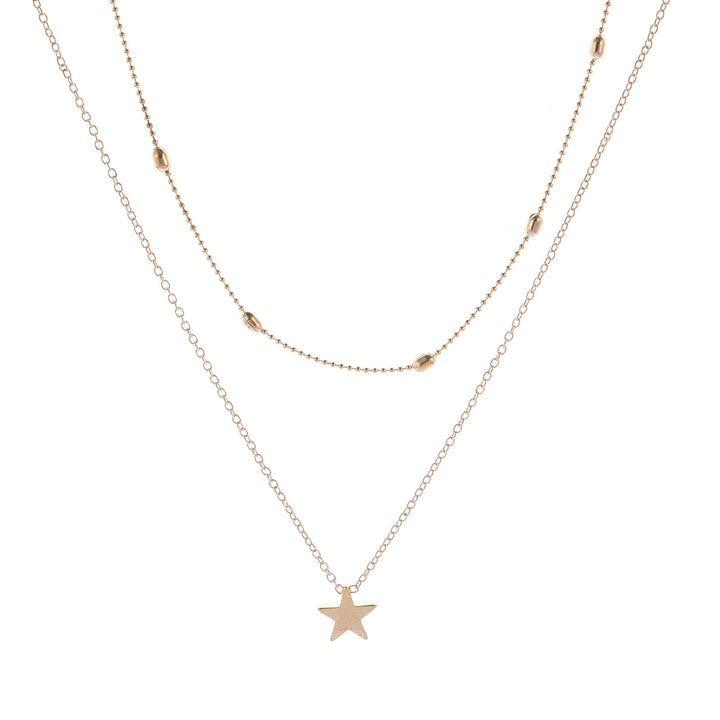 Beautiful layered necklace with a charming heart pendant for women, available in gold and silver finishes.