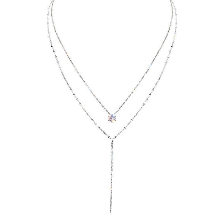 Delicate women's layered necklace with an elegant pendant charm. Versatile fashion jewelry for any outfit.