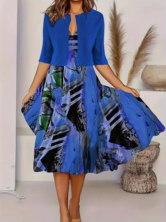 Formal women's long evening dress, elegant and timeless maxi design, perfect for special occasions.