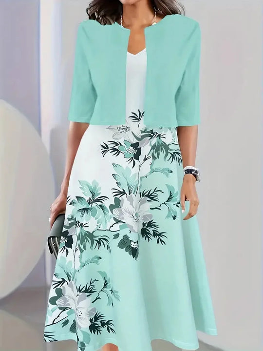 Casual women's long dress, comfortable and flowy maxi style, perfect for everyday elegant fashion.
