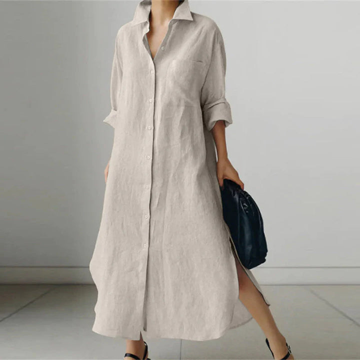 Elegant women's long summer maxi dress, perfect for garden parties or vacation evenings, with a flowy silhouette.