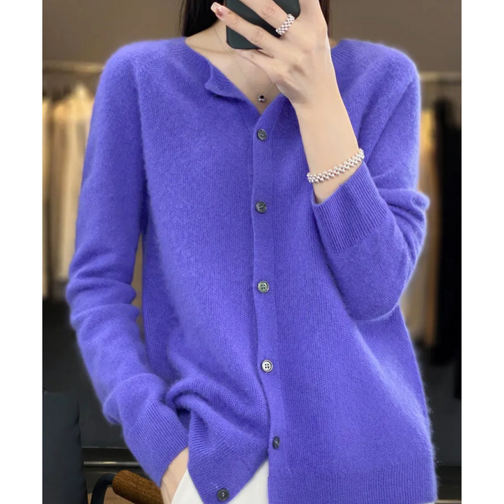 Luxurious women's O-neck cardigan for fall and winter, providing warmth and elegant style.