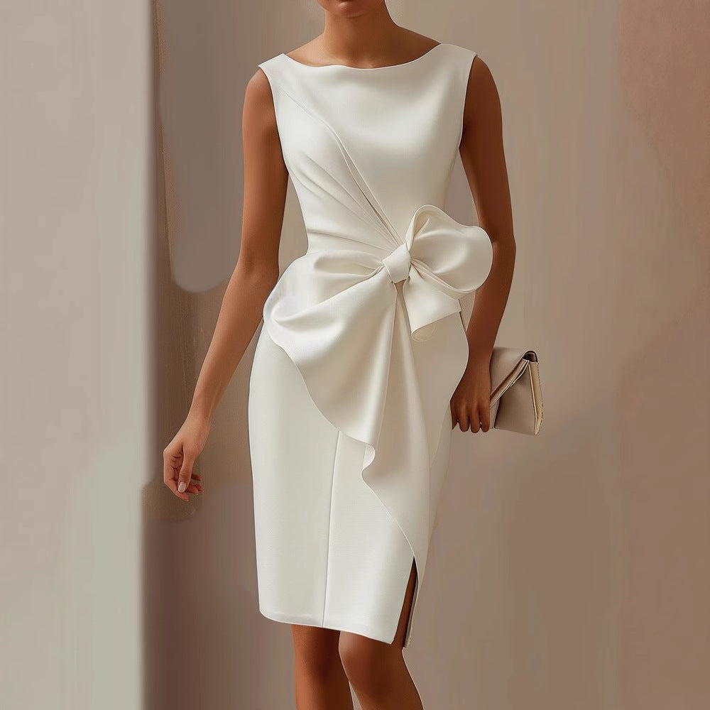 Sophisticated women's evening gown with an elegant bow detail, great for formal wear.