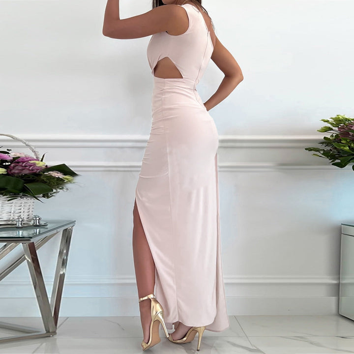 Stylish one shoulder evening gown for women, featuring a draped bodice & flowing maxi skirt.