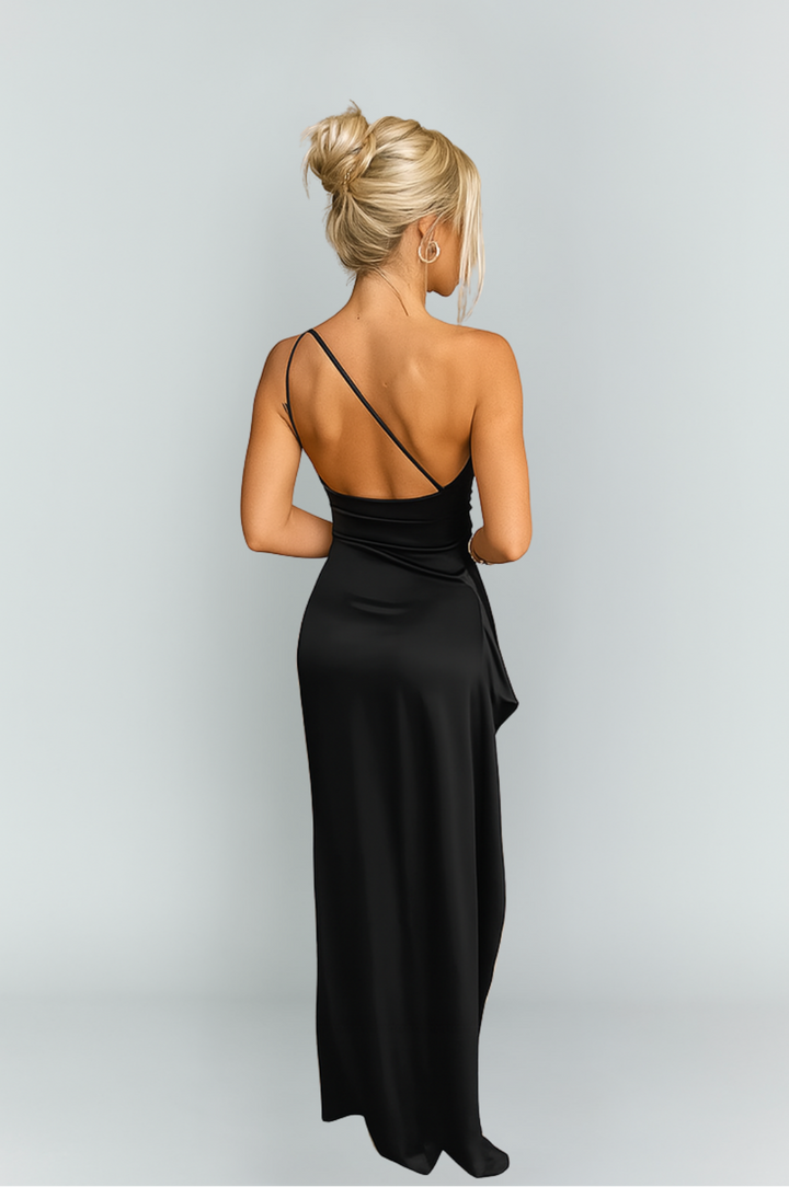 Chic women's one-shoulder maxi evening gown, a slim-fit elegant formal dress with a split, ideal for special occasions.