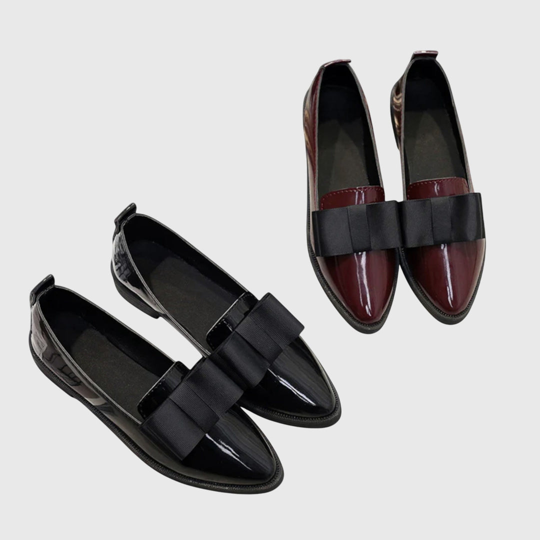 Versatile women's orthopaedic loafers for everyday wear. Comfortable flat shoes with elegant slip-on style.