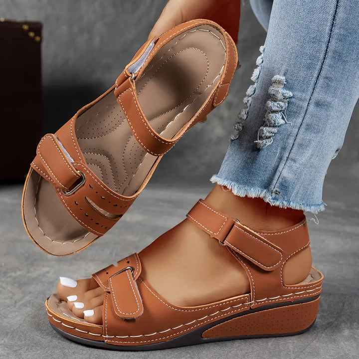 Orthopedic women's casual strap sandals, ensuring arch support & ultimate comfort for daily summer activities.