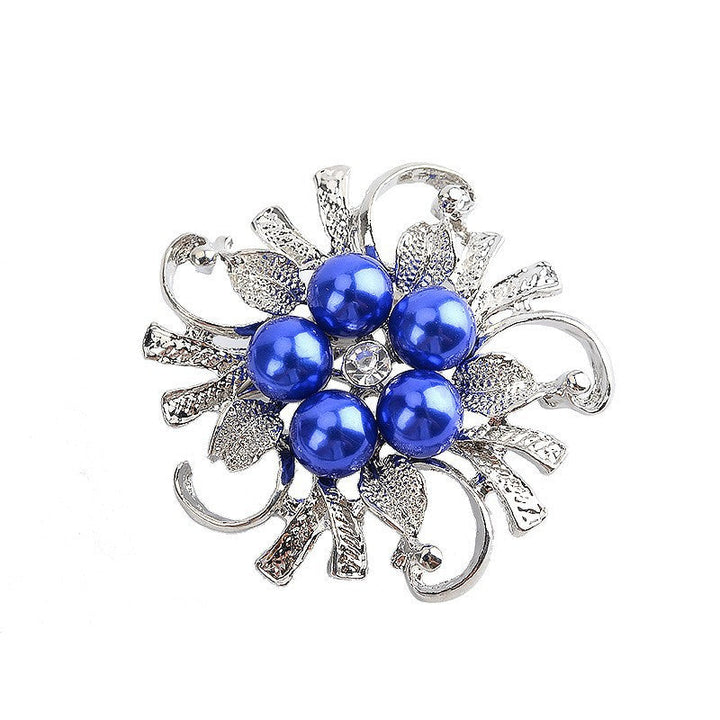 Women's elegant pearl set brooch pin, a beautiful floral jewelry accessory for sophisticated women.