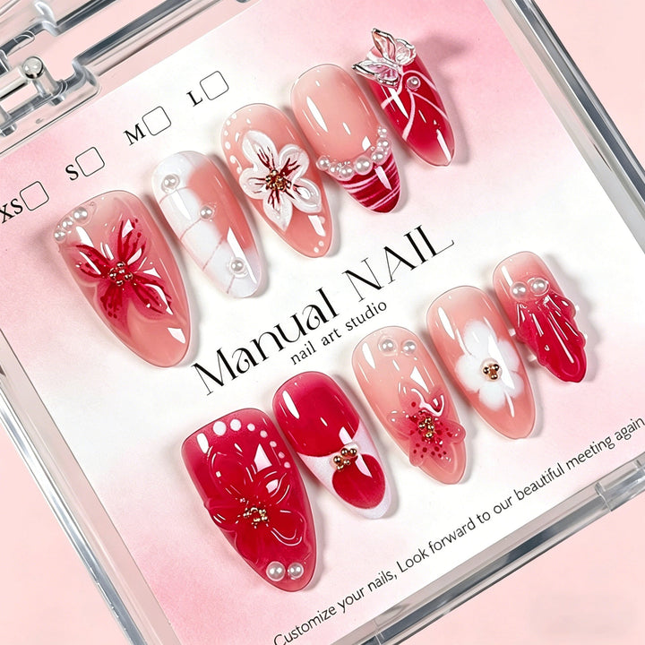 Elegant women's press-on nails with delicate floral design. Perfect decorative false nails for a quick manicure.