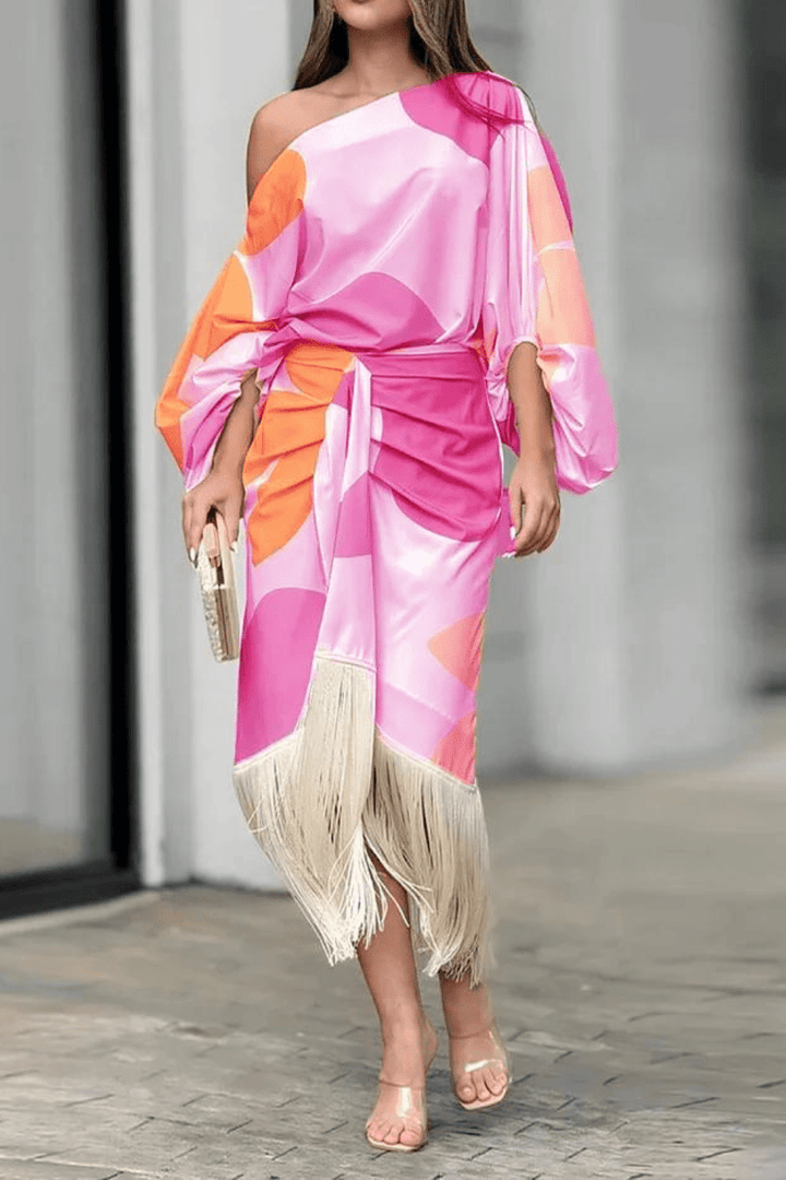 Fashionable women's printed two-piece set, a versatile midi dress style for elegant spring/summer outfits.