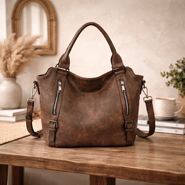 Women's chic quilted faux leather bag, can be worn as a crossbody or shoulder bag.