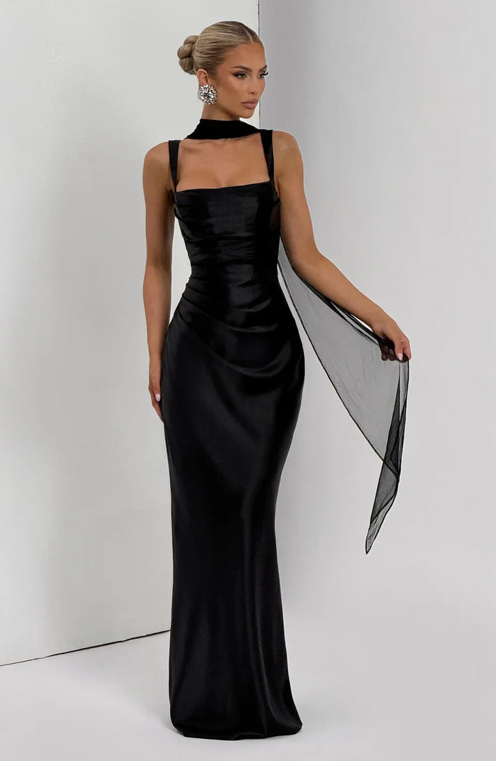 Women's elegant ruched waist maxi dress. Perfect sleeveless summer dress, ideal for beach, casual or holiday fashion.