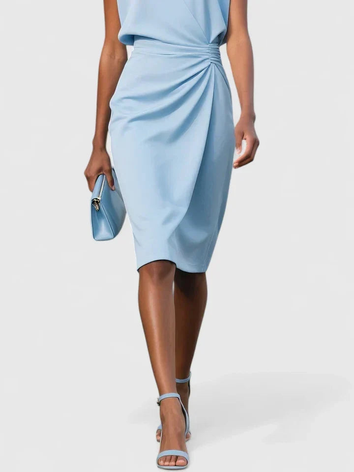 Versatile women's midi dress with a ruched waist and keyhole neckline, perfect for elegant occasion wear.