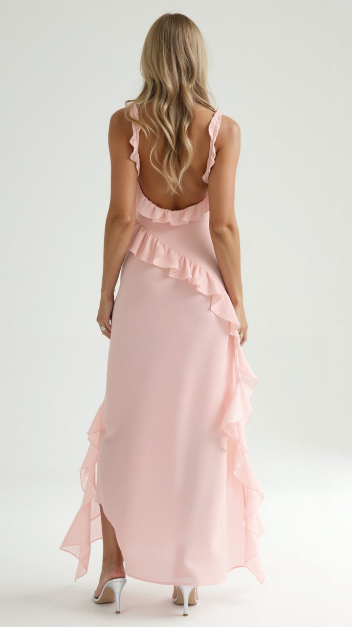 Sophisticated women's long evening dress, a ruffle maxi gown with a chic slit, for elegant occasions.