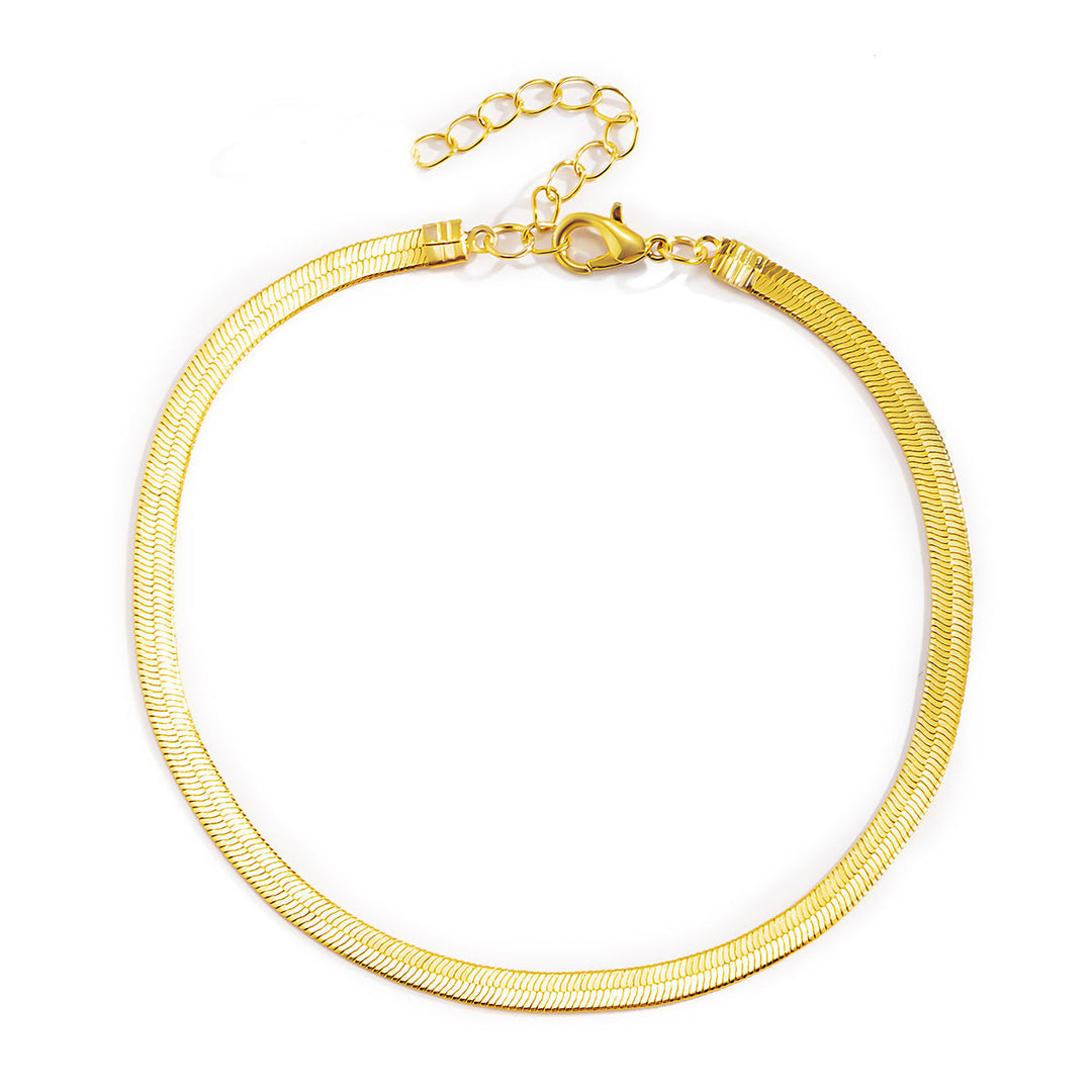 Sleek women's gold hoops necklace in minimalist style, featuring an adjustable chain and durable plating. Fashion accessory.
