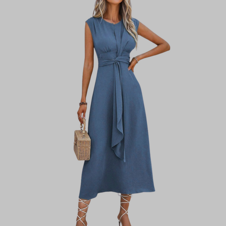 Elegant women's sleeveless maxi dress with a round neck, perfect for summer casual or evening wear.