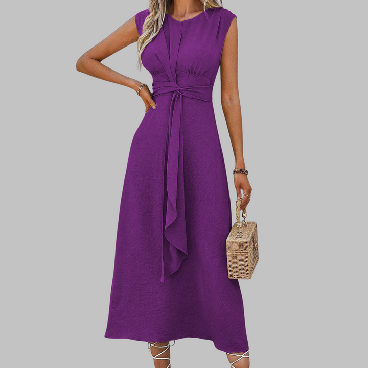 Beautiful round neck sleeveless maxi dress for women, combining effortless style with elegant summer comfort.
