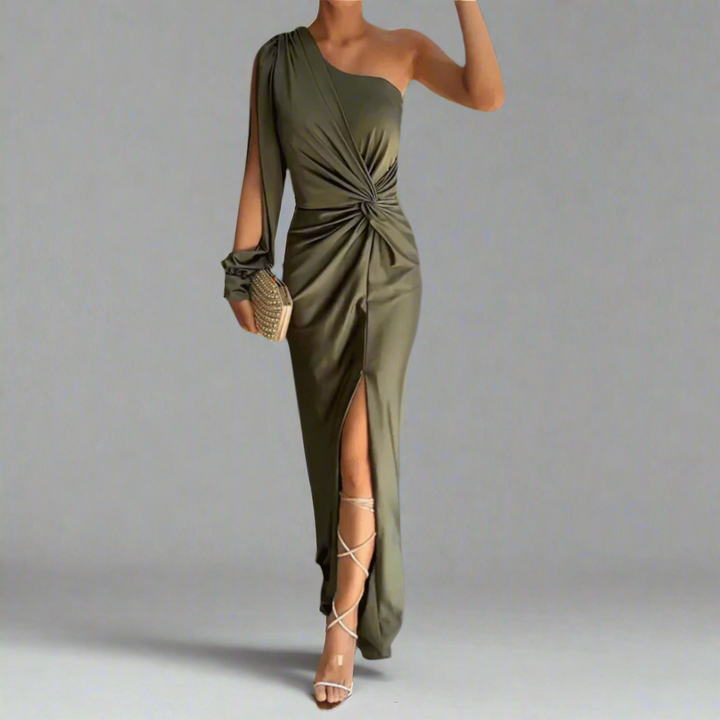 Elegant women's sleeveless maxi dress with V-neck, perfect for formal evening parties & special occasions.