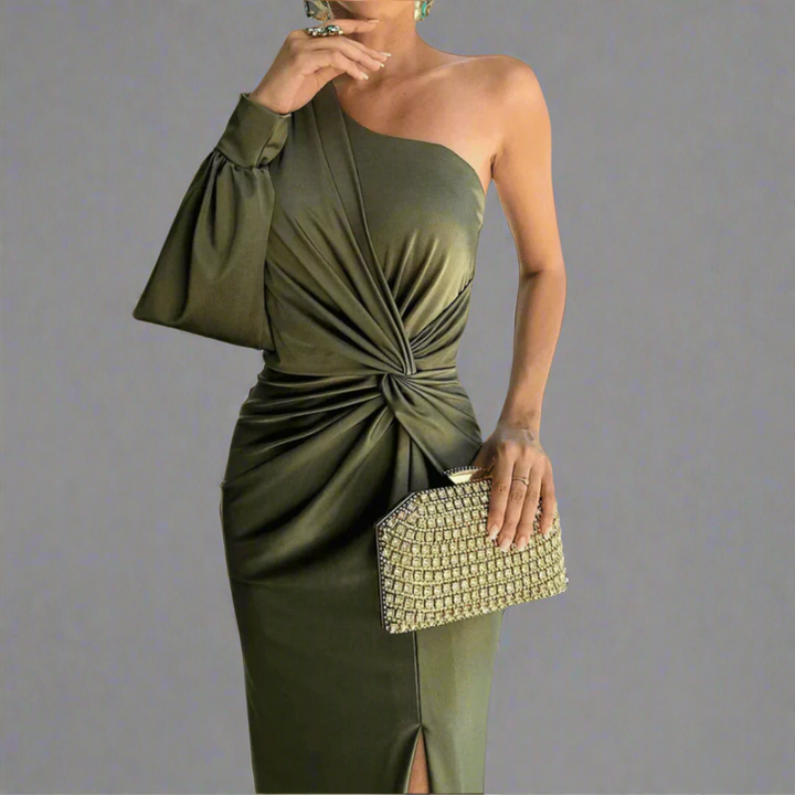Women's formal V-neck sleeveless maxi dress for special occasions, elegant evening parties, and summer events.