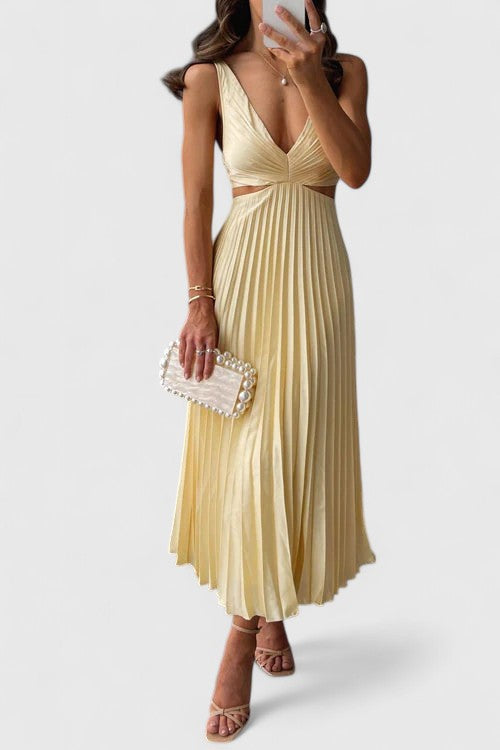 Elegant women's sleeveless pleated wedding guest dress for formal events.