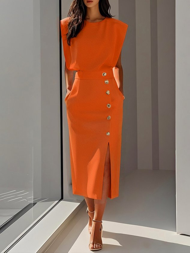 Flattering women's elegant midi dress, sleeveless and round neck, showcasing a chic silhouette for women.