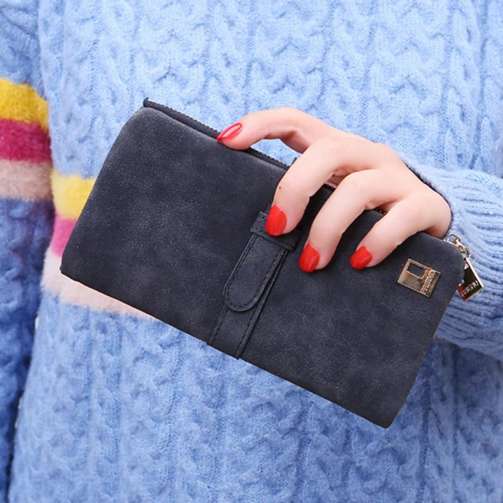 Stylish women's PU leather bi-fold long wallet, a sleek purse and card holder, ideal fashion organizer.