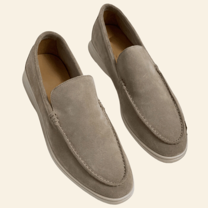 Elegant women's slip-on loafers, perfect for stylish comfort & versatile everyday wear. Comfortable flat fashion shoes.
