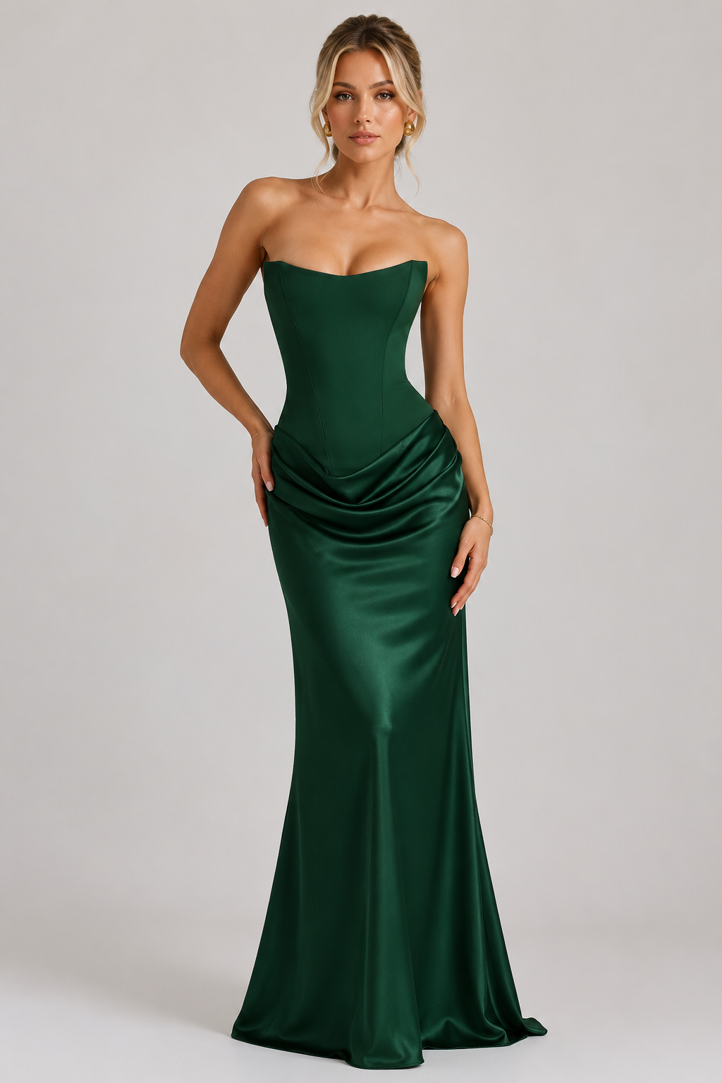 Figure-flattering women's corset bodycon maxi dress. Strapless design, ideal for evening parties & events.