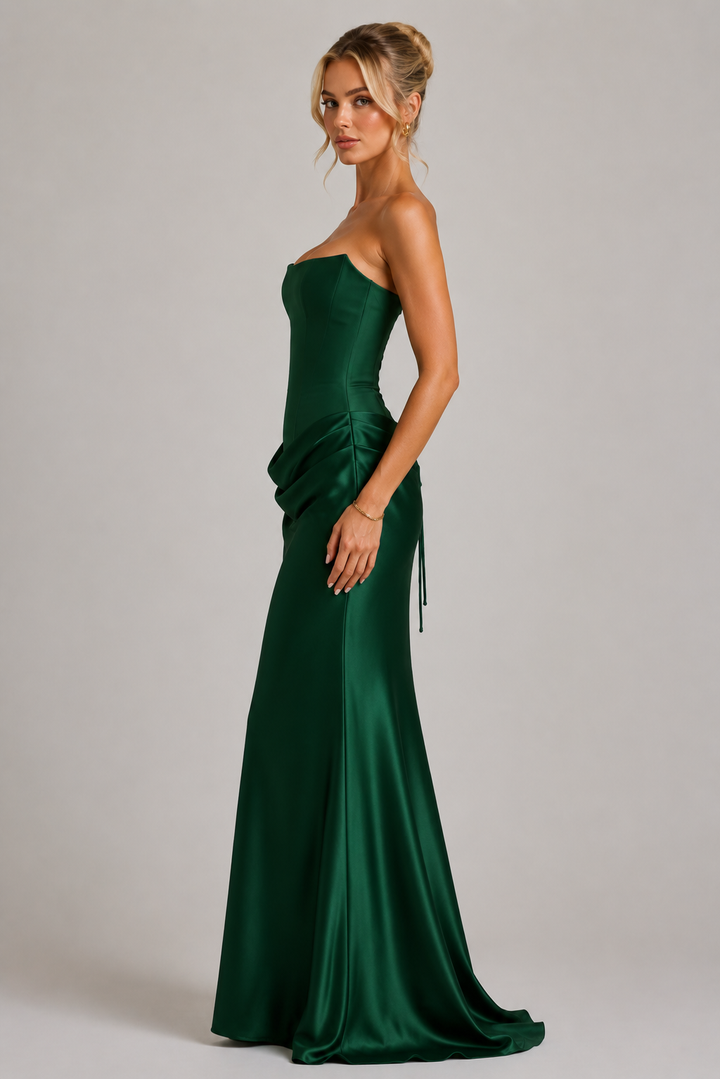 Women's formal evening gown: elegant strapless corset bodycon long maxi dress. Perfect for upscale events.
