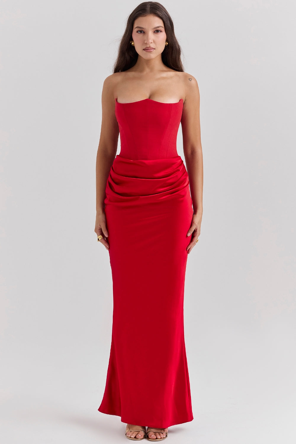 Versatile women's maxi dress, strapless design, perfect as a wedding guest, prom, or party dress.
