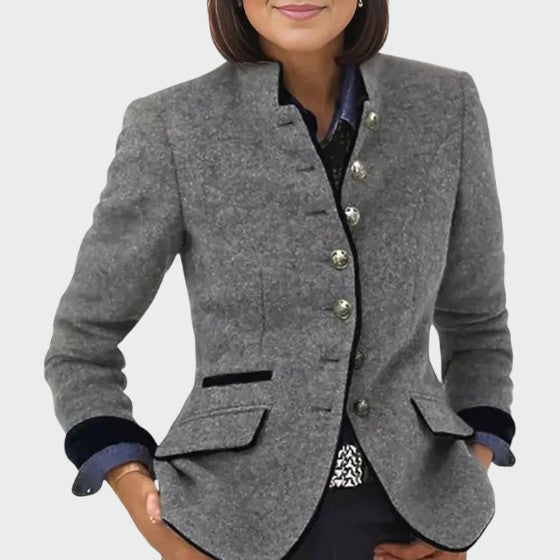 Modern women's tailored blazer, ideal for business attire & professional style. Versatile chic long sleeve jacket.